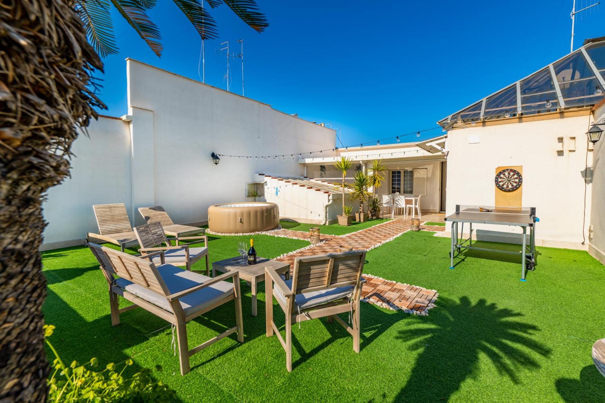 150Mq Rooftop Paradise - Spacious Private Terrace Bari Buitenkant foto